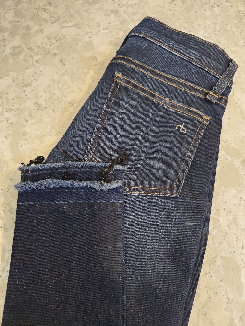 rag & bone Dearborn Skinny Jeans Dark Wash Raw Hem Denim W1502K089DEA Womens 24‎ - Picture 2 of 4
